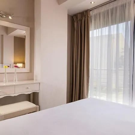 Apartament Filippos & *