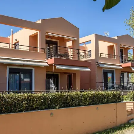 Filippos & Apartment Nikiti (Sithonia)