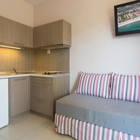 Apartment Filippos & *