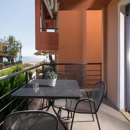 Filippos & Apartman Nikíti